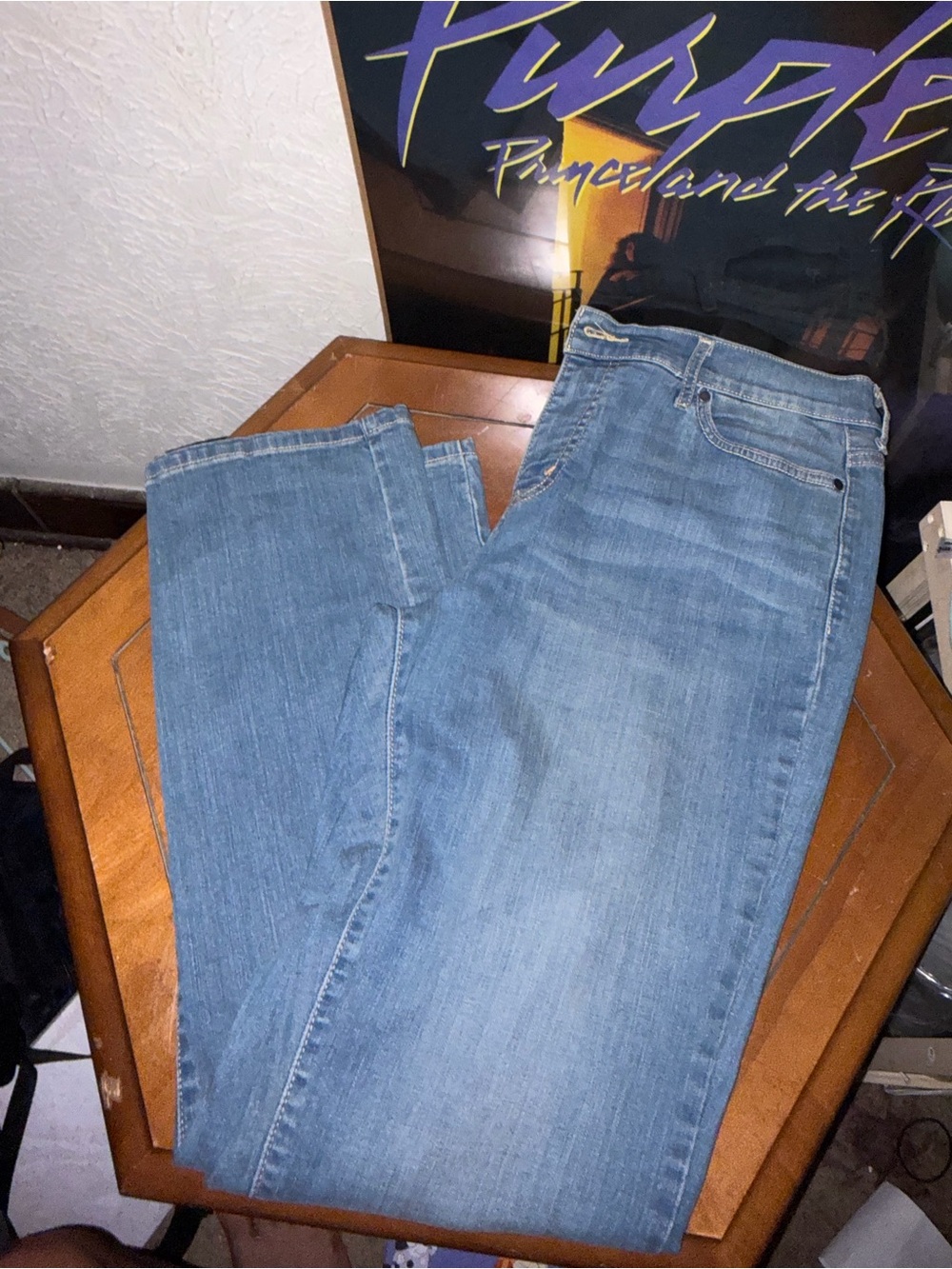 Levi's Men's Straight Jeans in Light Blue Wash